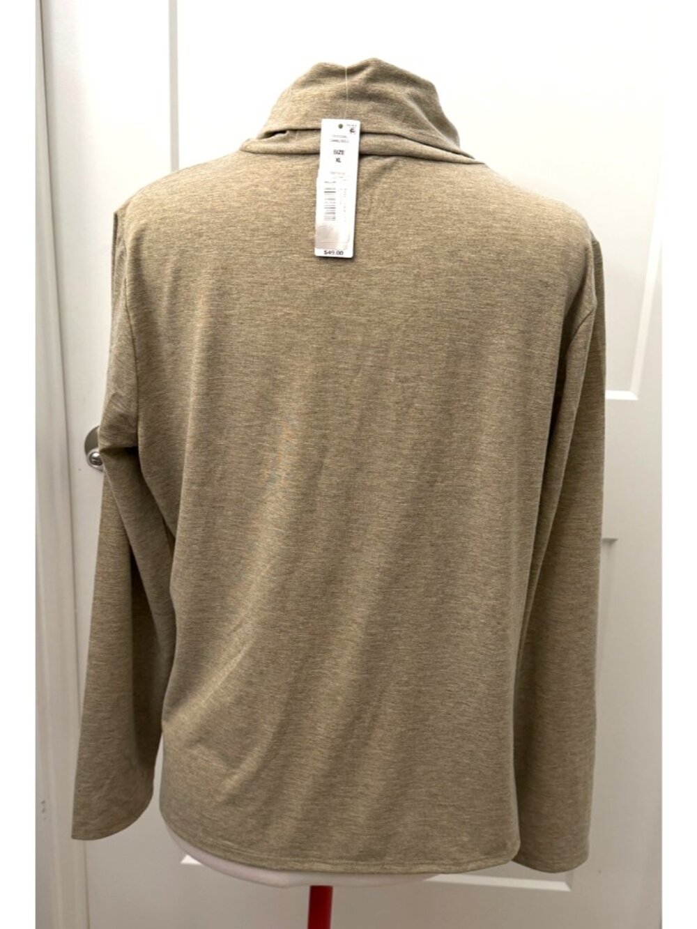Investments Women’s Camel Gold Long Sleeve Basic Turtleneck Sz XL Top NWT - Picture 2 of 5